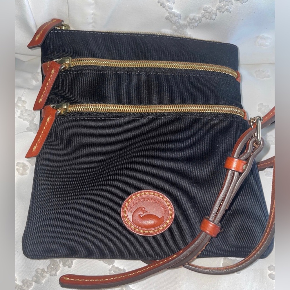 Dooney & Bourke Crossbody Bag
